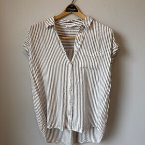 Jane + Delancey striped cap sleeve button down